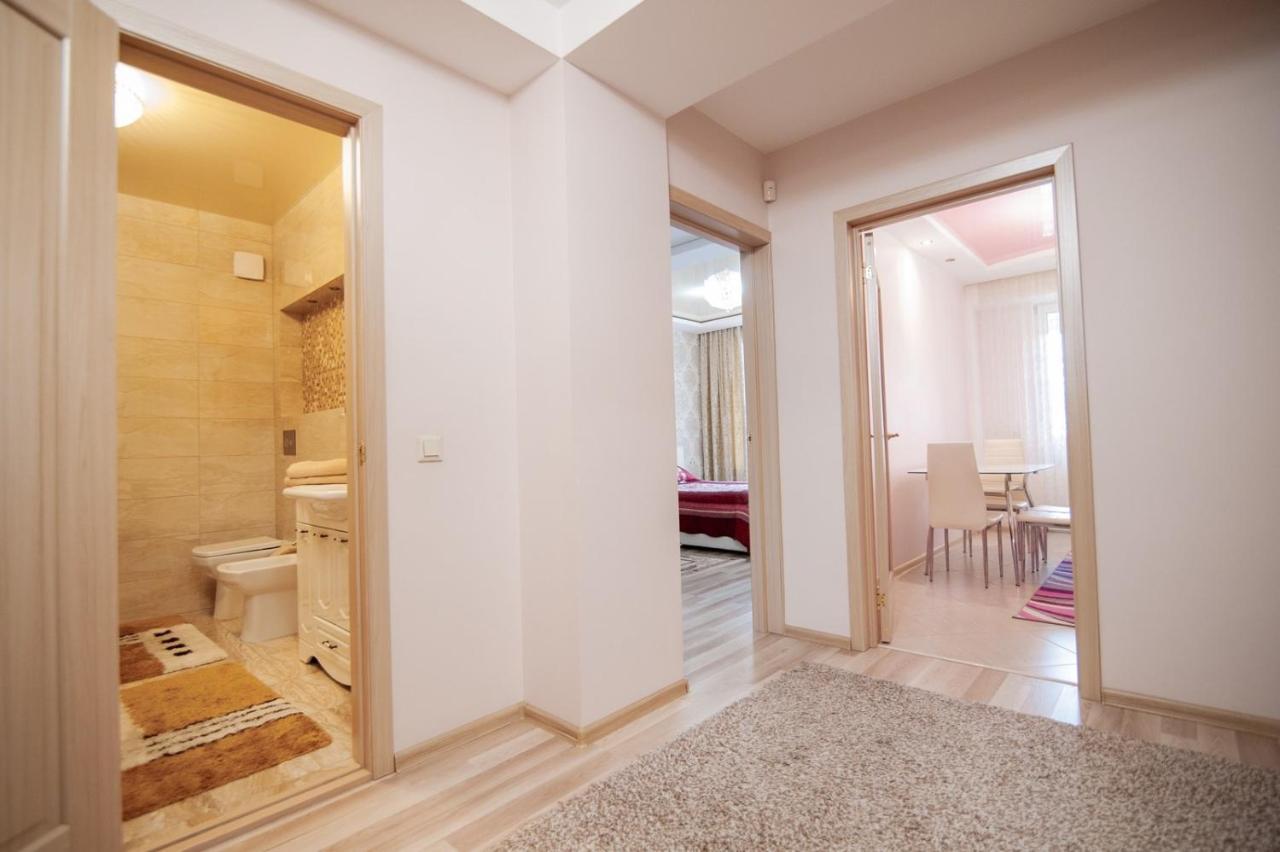 Lia*S Deluxe Apartment In The Center Κισινάου Εξωτερικό φωτογραφία